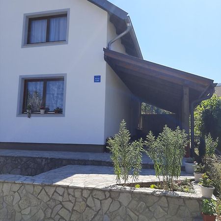 Nice View-Plitvice Apartment โคเรนนิซา ภายนอก รูปภาพ