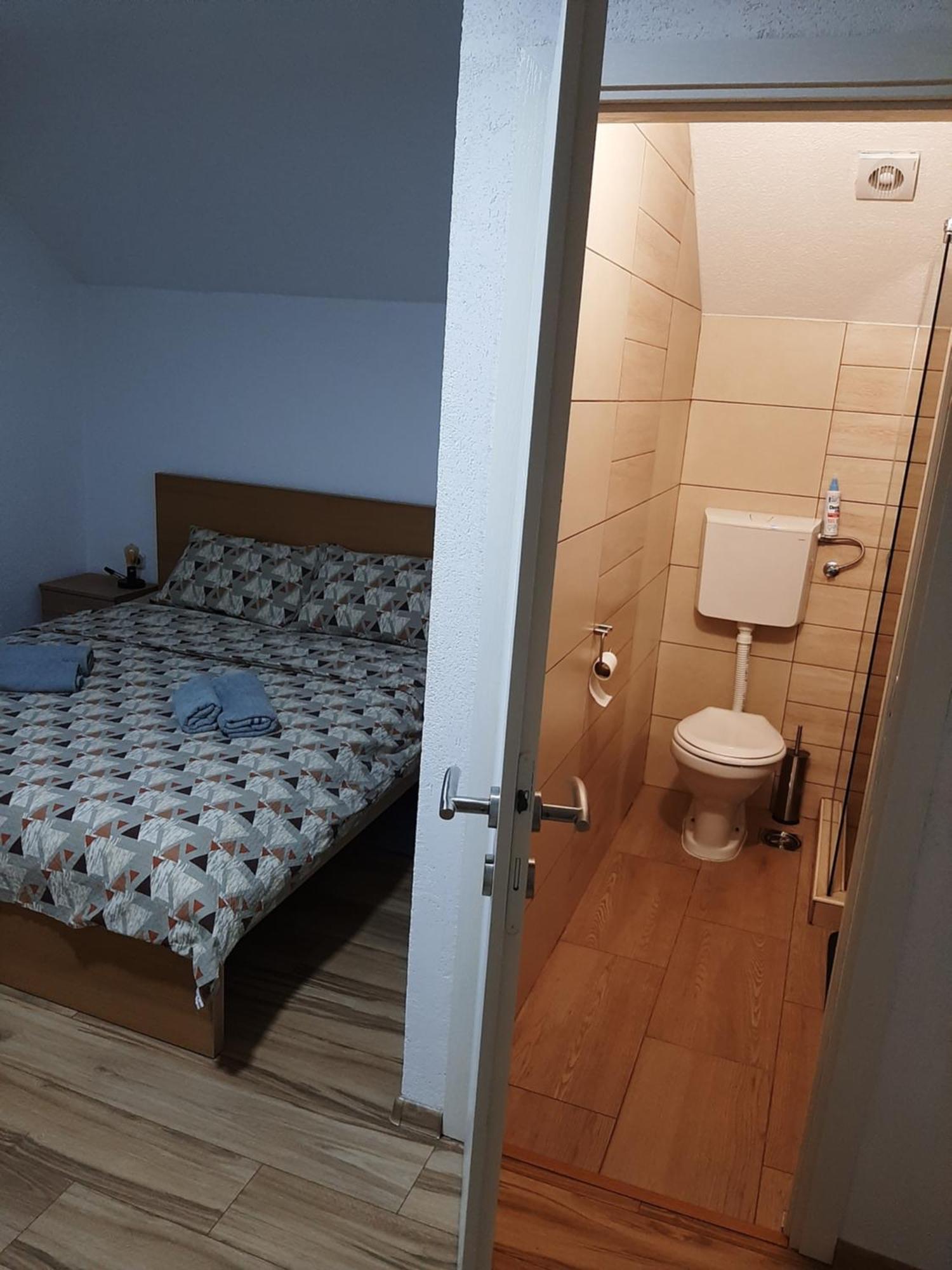 Nice View-Plitvice Apartment โคเรนนิซา ภายนอก รูปภาพ